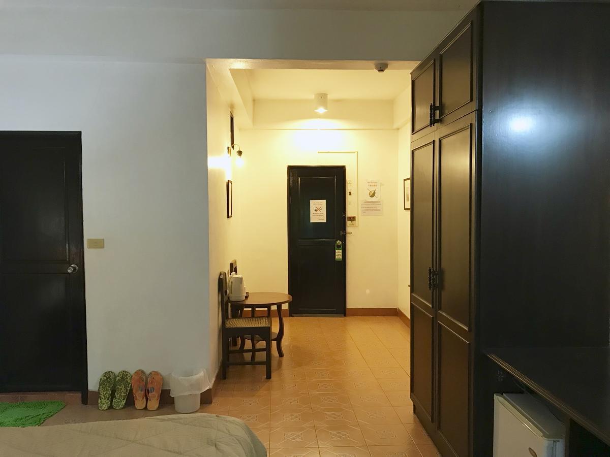 Bon Ca Va Hotell Chiang Mai Exteriör bild